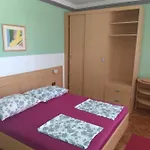 Andela I Mladen Debelic *