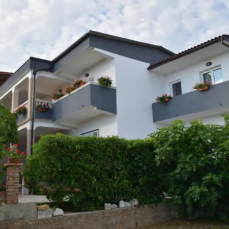 Apartment Andela I Mladen Debelic *