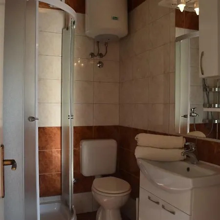 Andela I Mladen Debelic Apartment Rab Town